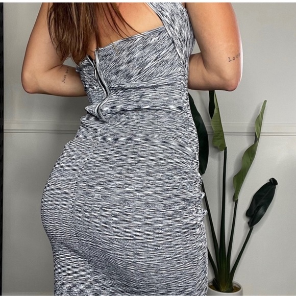 GUESS MINI DRESS - Picture 5 of 5